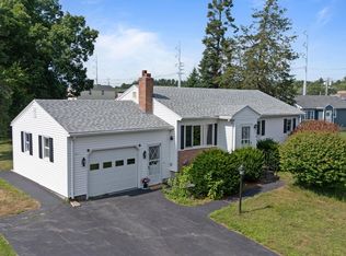 4 Barron Ave, Salem, NH 03079
