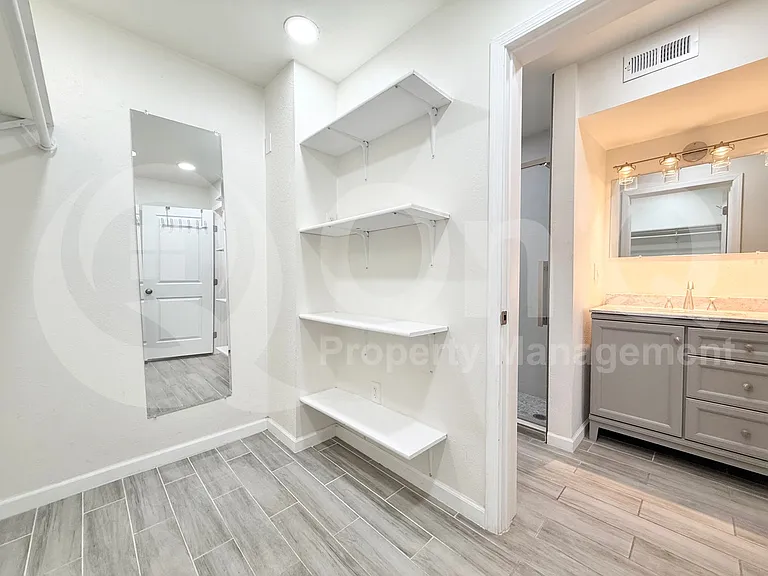 8055 E Thomas Rd #B304 — Photo 3