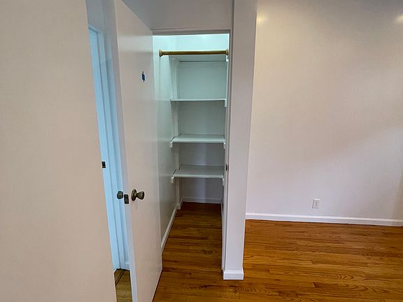 5th image of 30 Villa Ave APT D