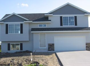 309 Waveland Ln, Waverly, MN 55390