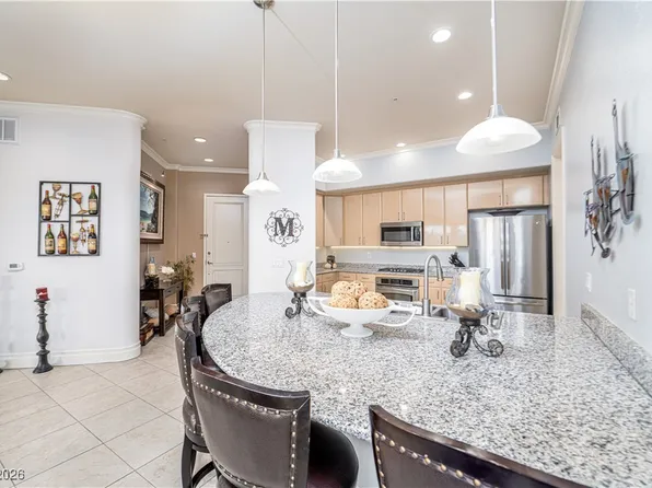 62 E Serene Ave Unit 422, Las Vegas, NV 89123