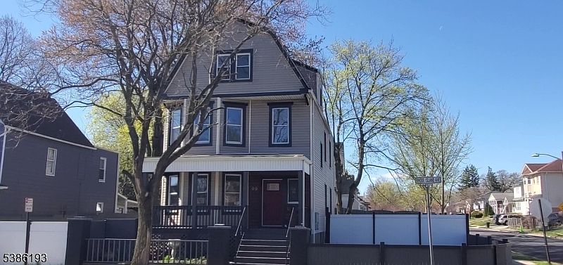 1st image of 99 Rhode Island Ave