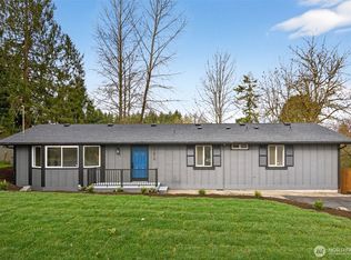 11819 Shore View Drive SW, Olympia, WA 98512