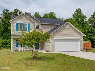 197 Hawk Hollow Trl, Burgaw, NC 28425