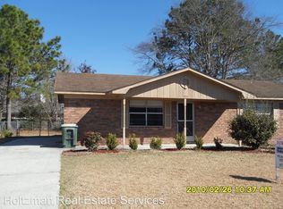 120 Deerwood Ct, Hinesville, GA 31313