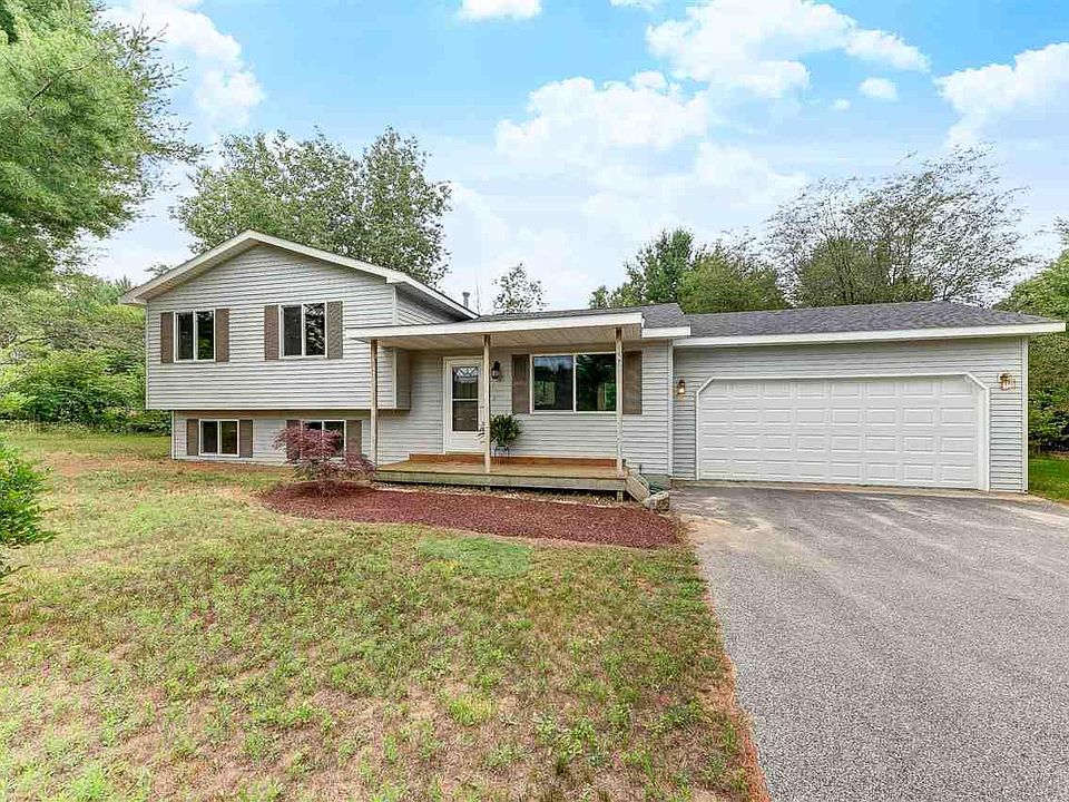 1st image of 20325 White Oak Ct