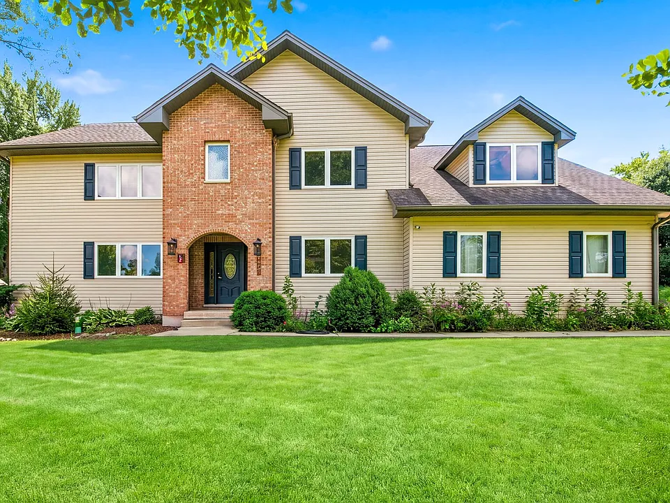 1007 Forest Dr