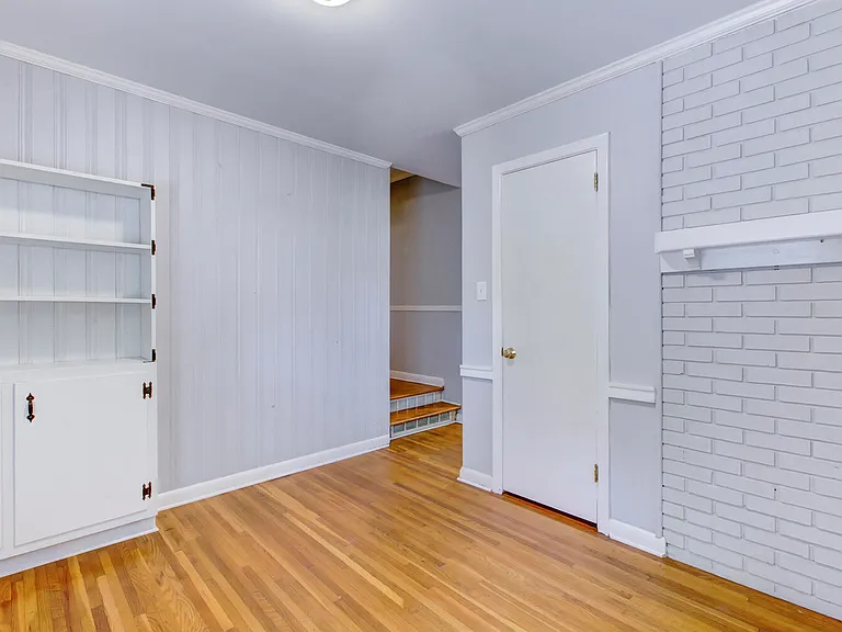 1213 Park Ave — Photo 12