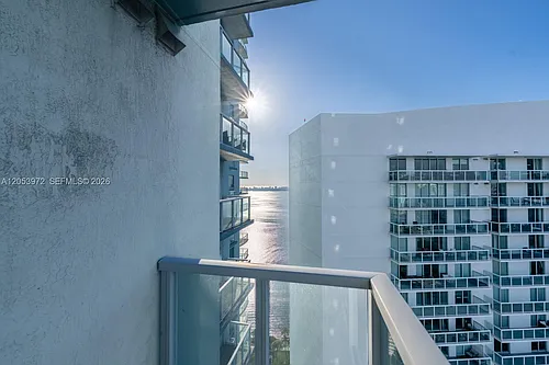 1900 N Bayshore Dr #3809 Photo 1 1900 N Bayshore Dr #3809 Photo 1