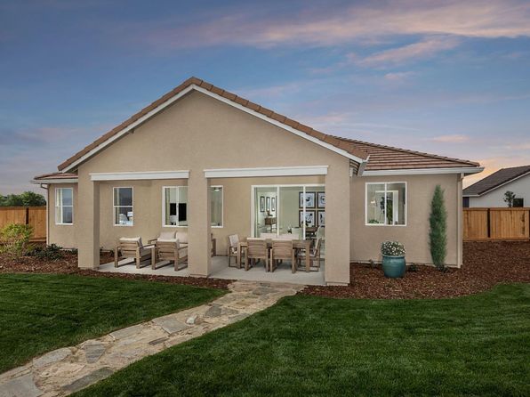 1421 Minories Dr, Plumas Lake, CA 95961