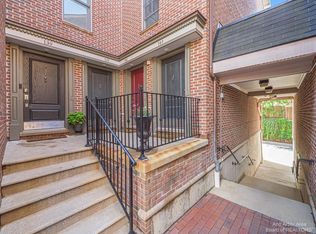 139 Ashley Mews Dr, Ann Arbor, MI