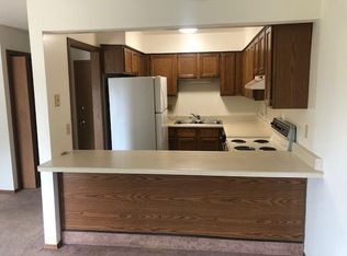 221 Pardridge Pl #7, Dekalb, IL 60115