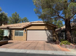 1625 Hidden Spring Dr, Las Vegas, NV 89117