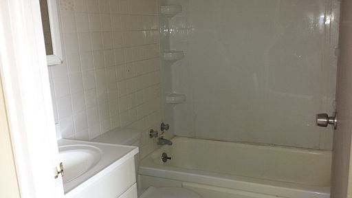 4th image of 1522 Cedar Ave APT 8