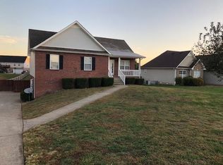 1743 Hazelwood Rd, Clarksville, TN 37042