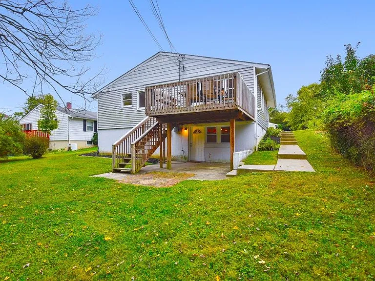 128 Greenmeadow Dr — Photo 11