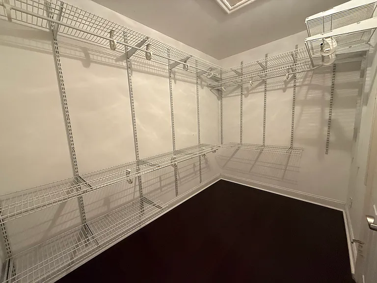 4118 W Palmira Ave — Photo 28