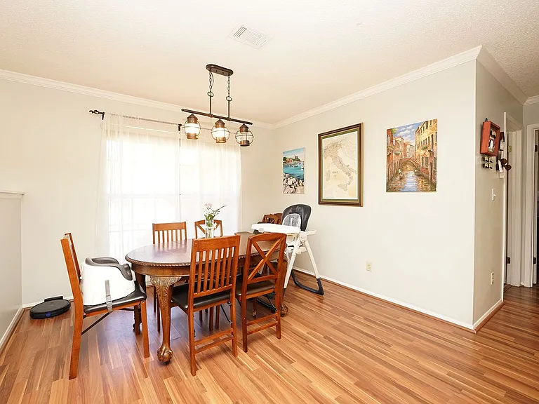 4496 Parkwood Ln W — Photo 11
