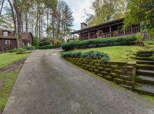 1654 Cullasaja Dr, Highlands, NC 28741