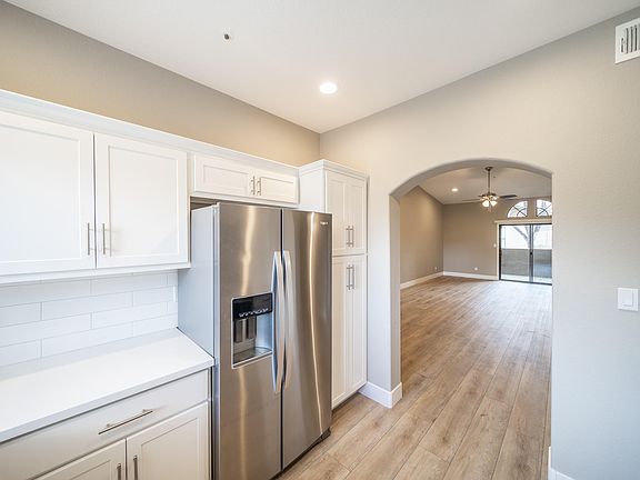 3rd image of 9600 N 96th St APT 218
