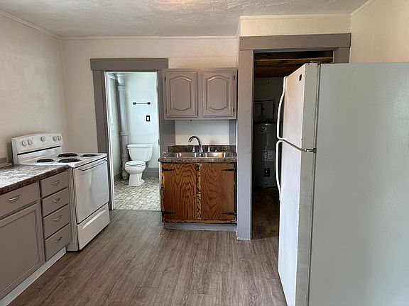 4th image of 1700 N J St #2