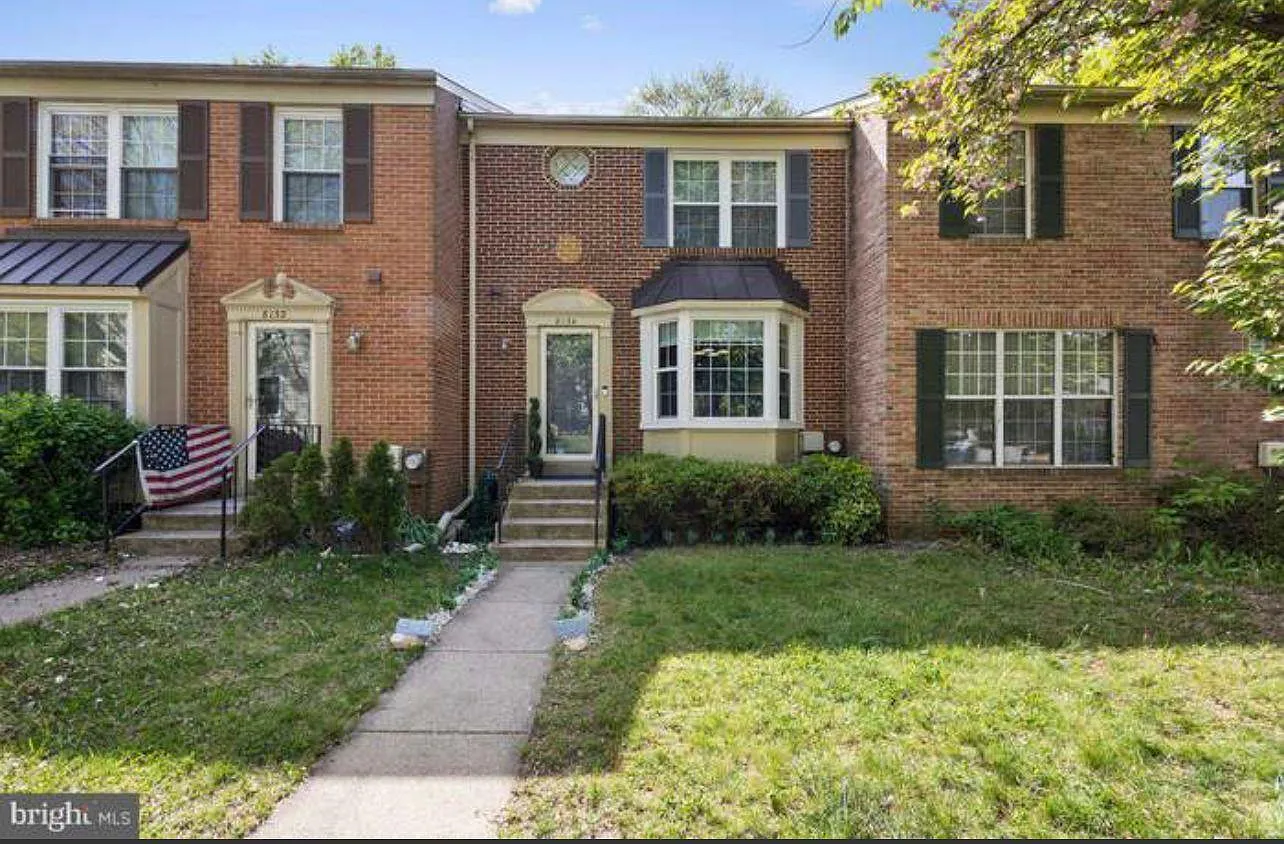 8134 Londonderry Ct — Photo 1