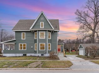 802 W Larkin St, Midland, MI 48640