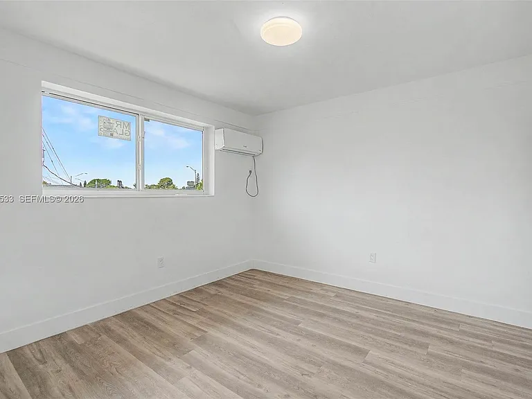 60 NW 79th St #10 — Photo 6
