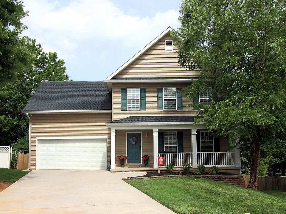 1st image of 8104 Faircrest Ln