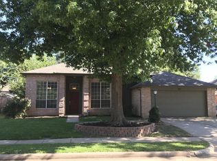 737 Paisley Dr, Flower Mound, TX 75028