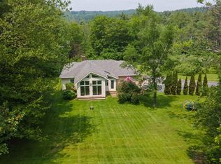 16 Knights Hill Rd, New London, NH 03257