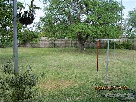 4th image of 9599 NW 34th Ave
