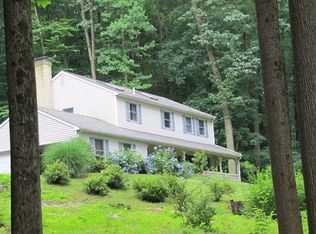 1410 Dogwood Ln, Chester Springs, PA 19425