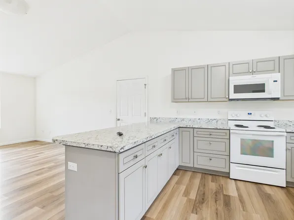 1771 Dallas Dr, North Pole, AK 99705