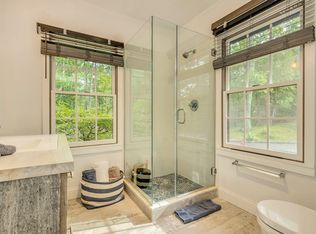 23 Tanglewood Trl, Hampton Bays, NY 11946