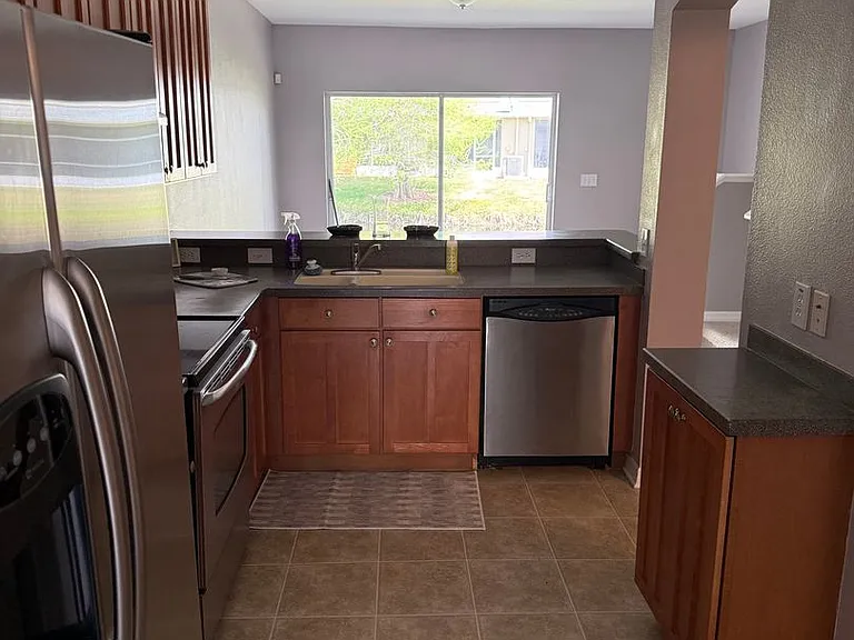 16344 Swan View Cir — Photo 3