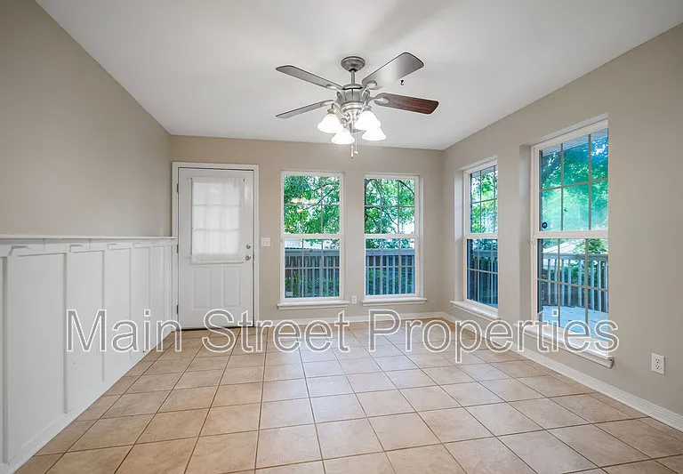9150 Stillbridge Ln — Photo 7