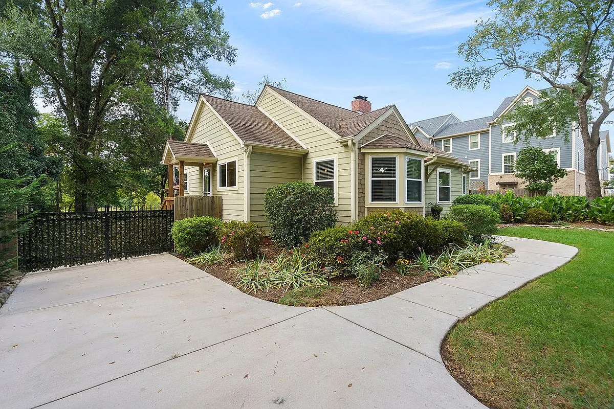 Building Photo - 1501 Lyon Ct