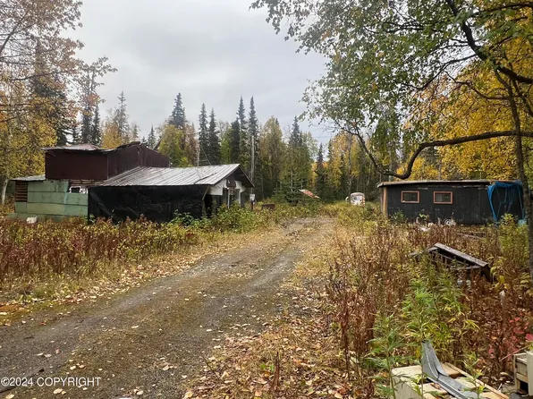 52747 Arness Rd, Kenai, AK 99611