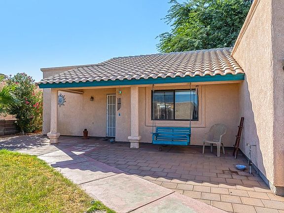 2nd image of 11277 E 37th Pl