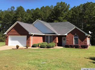 260 Josiah Cir, Centre, AL 35960