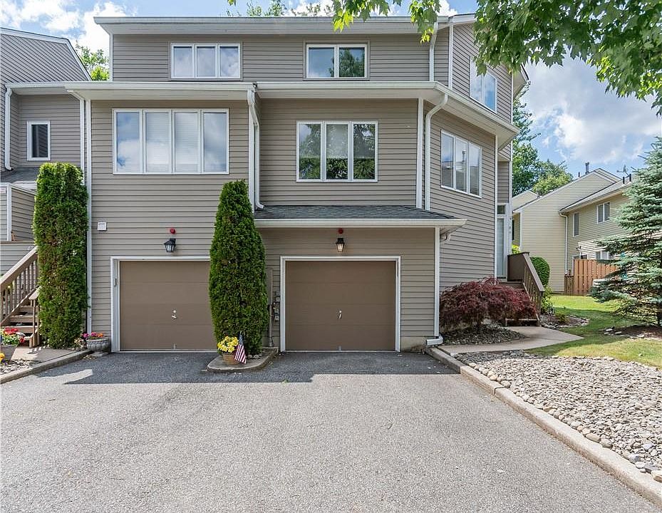 1st image of 86 Village Green