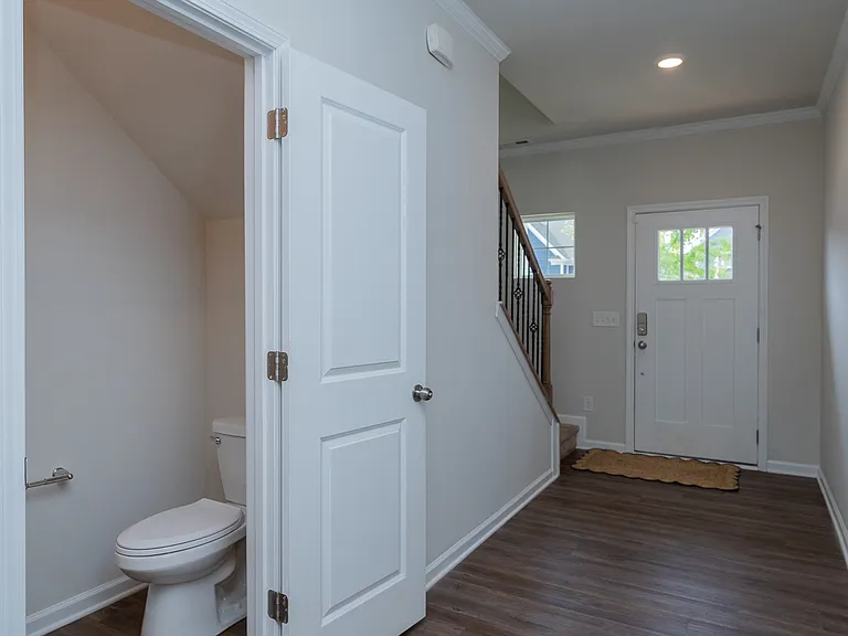 109 Magnolia St — Photo 11