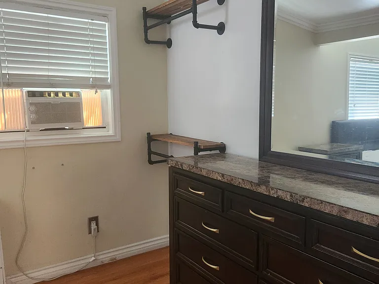 4312 Walton Ave #1 — Photo 19