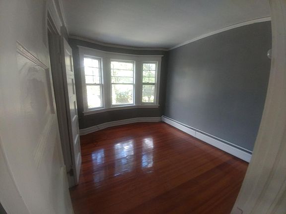 5th image of 46 S Main Ave #1