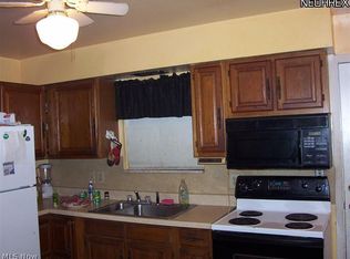 6031F Glenway Dr #F, Brookpark, OH 44142