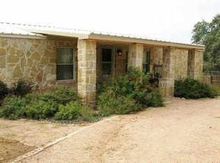 101 Wyatt St, Kingsland, TX 78639