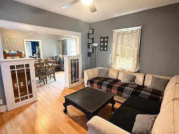 3rd image of 529 N 2nd St
