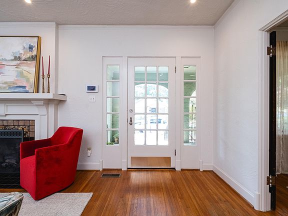 4th image of 109 Linwood Ct