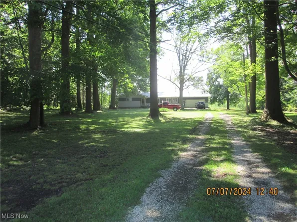 4120 Radwancky Rd, Ashtabula, OH 44004